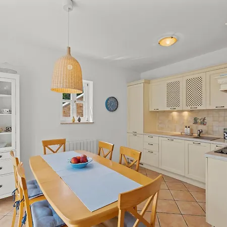 Mia Lea Fuer 6 Personen By Interhome Feriehus *